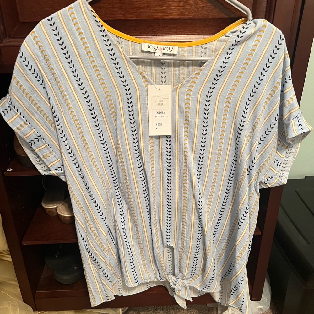 Tie front top
